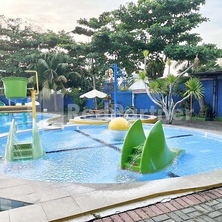 Отель Lafa Park Syariah Rengas Bandung Cikarang Redpartner Cibeber Экстерьер фото